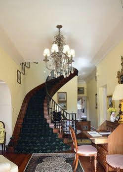 Oxford House Bed & Breakfast Hamilton City Exterior photo